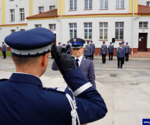 Nowi oficerowie w warmińsko-mazurskiej policji. Czekali na to kilkanaście miesięcy [ZDJĘCIA]