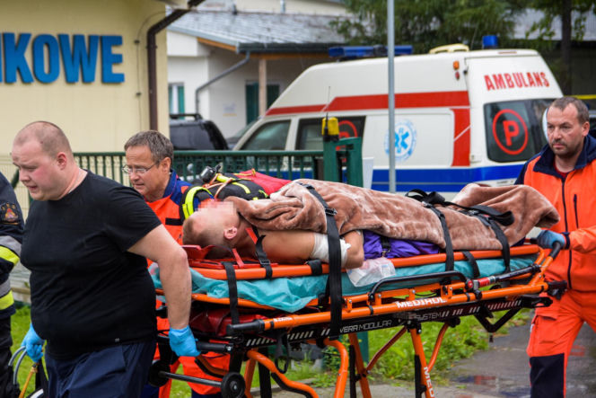 Podczas gwałtownej nawałnicy w Tatrach zginęło 5 osób, a 157 zostało rannych