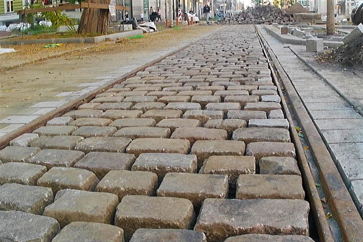 Tory tramwajowe wracają na aleję Wojska Polskiego. Będą przypominać o historii głównej ulicy szczecińskiego Śródmieścia