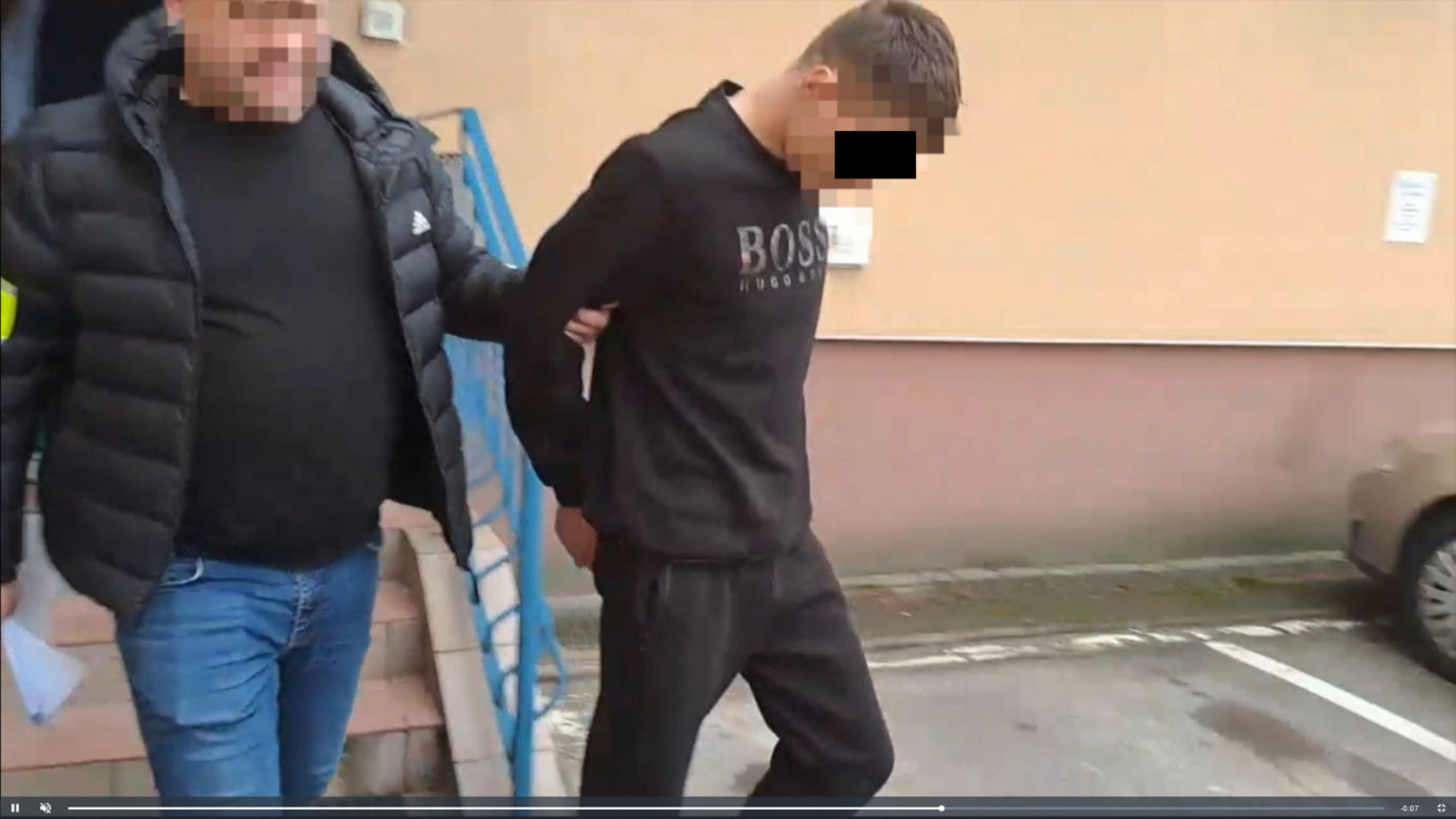 Łukasz B. napadł na sklep w Kobyłce. Drugi napastnik zginął od noża. Jest akt oskarżenia