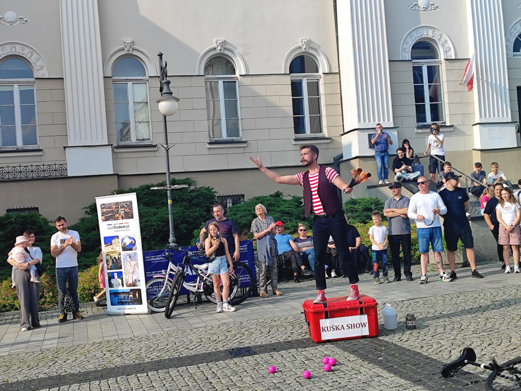 XIV Międzynarodowy Festiwal Artystów Ulicznych i Precyzji
