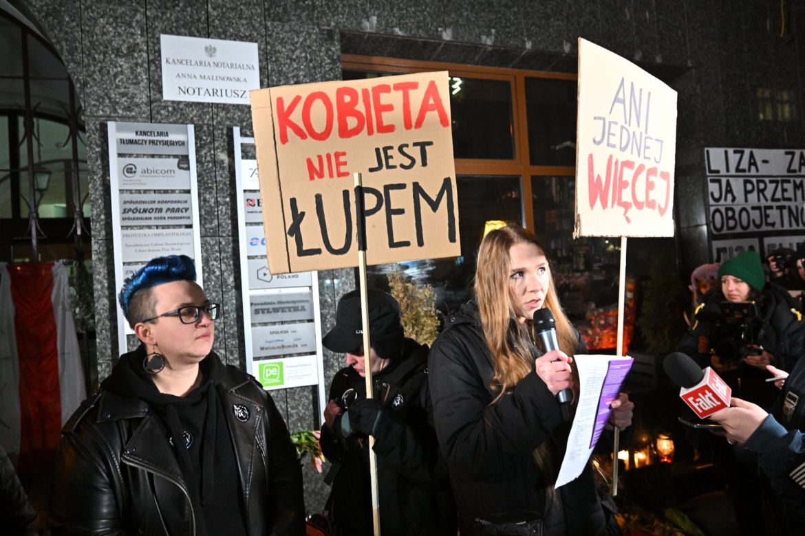 Cichy marsz po śmierci 25-letniej Białorusinki. „Miałaś na imię Liza. Niestety miałaś, nie żyjesz”