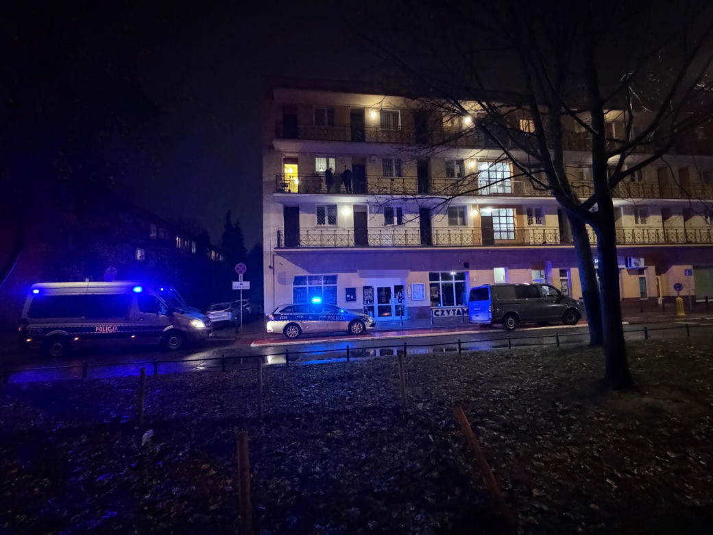 Nożownik na Mokotowie. Zaatakował w nocy