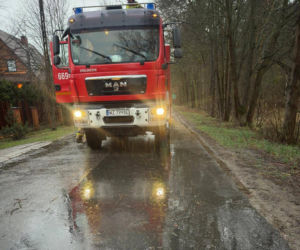 Interwencje Strażaków przy likwidacji szkód spowodowanych przez gwałtowny wiatr i burze