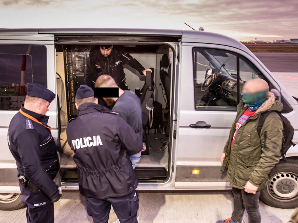  Ekstradycja podejrzanego o zabójstwo na Nowym Świecie