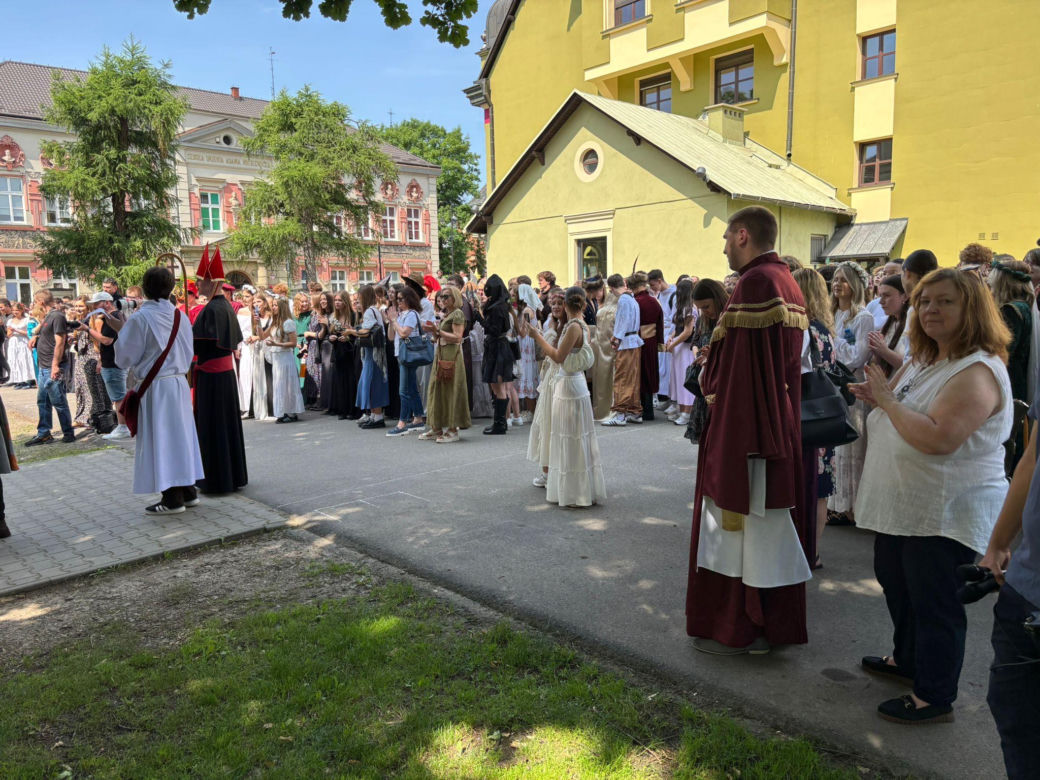 Orszak Jana Długosza w Nowym Sączu 