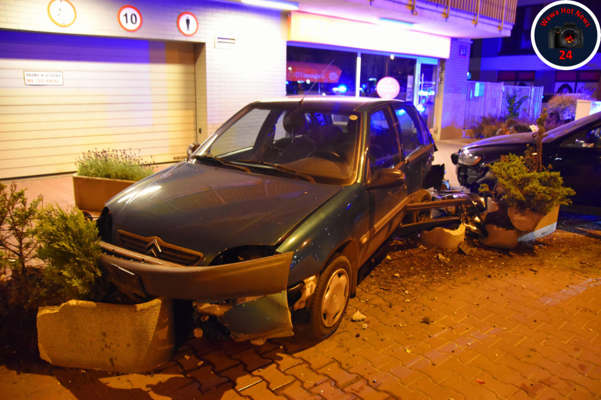 Pijana Ukrainka staranowała zaparkowane auto. Miała ponad 2 promile 