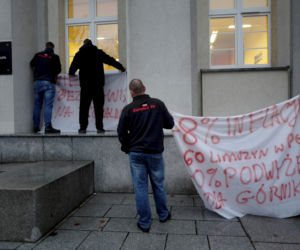 Związkowcy weszli do PGG w Katowicach. Chcą podwyżek i płatnych weekendów