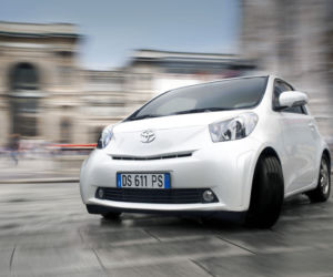 Toyota iQ