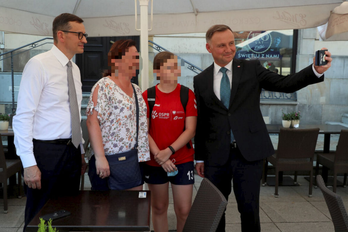 Mateusz Morawiecki i Andrzej Duda w kawiarni