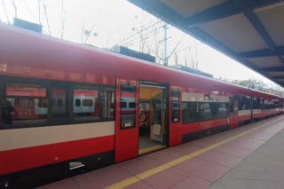 Nowe połączenie dla kuracjuszy. Pociągi znów jeżdżą do Ciechocinka. Pasażerowie: W końcu bez korków i opóźnień