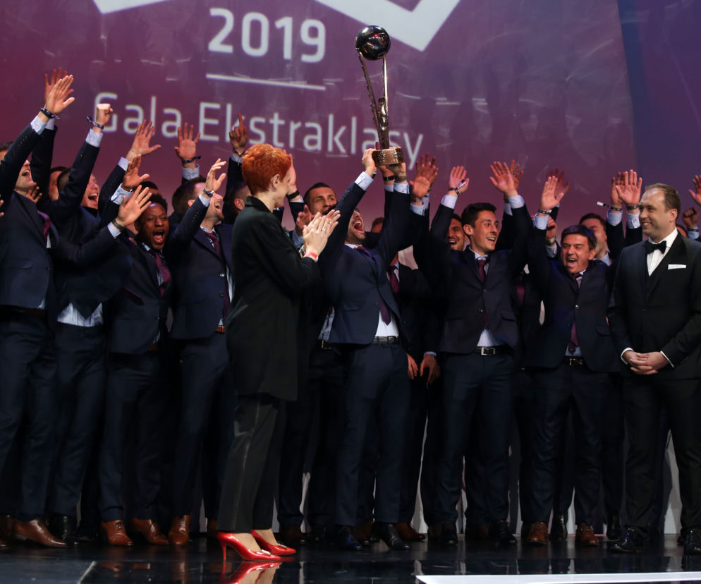 Gala Ekstraklasy: Piłkarze Piasta Gliwice niemal bezkonkurencyjni, Angulo najlepszym napastnikiem