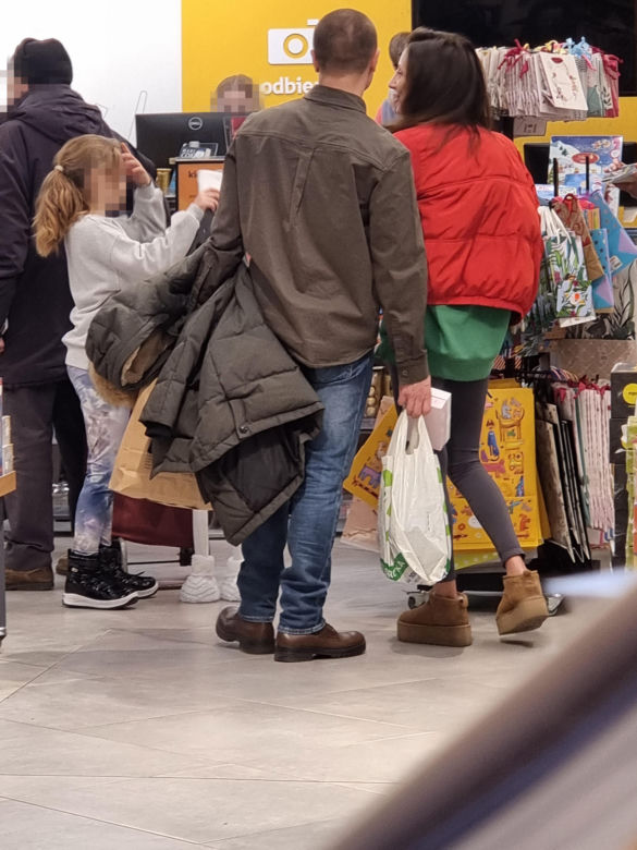 Marcin Hakiel przedstawił ukochaną córeczce