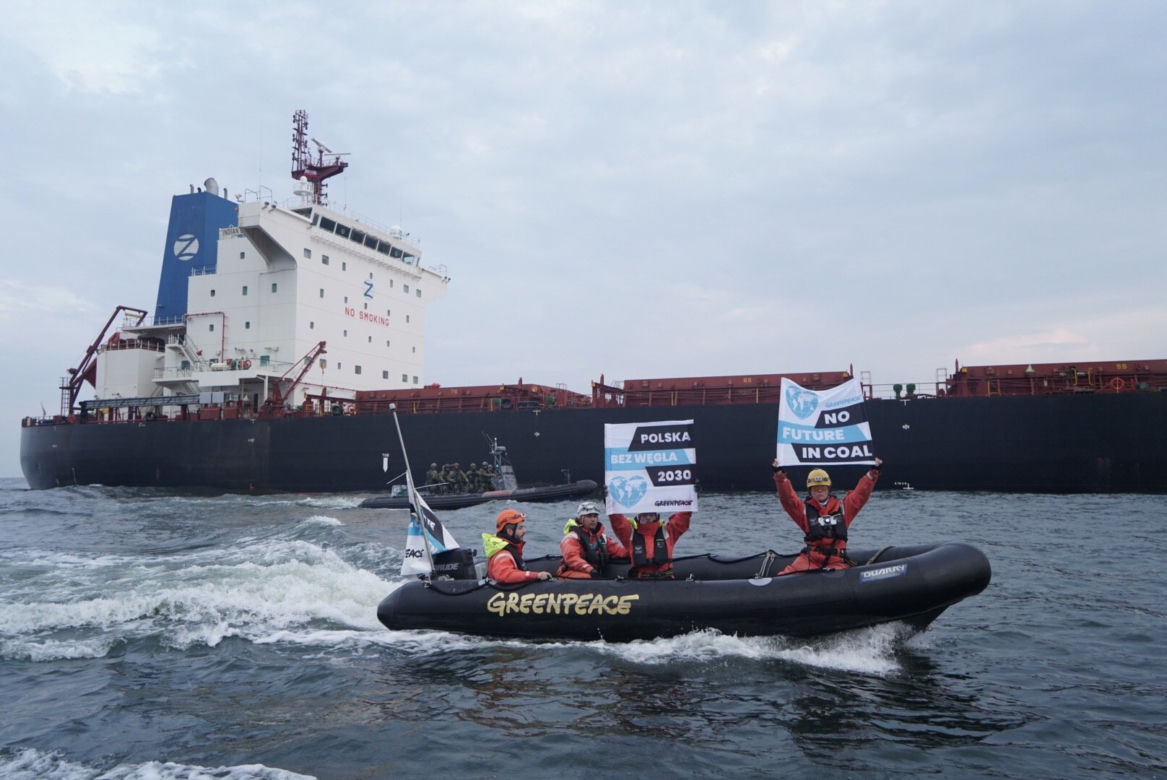 "Węgiel stop". Zobacz zdjęcia z akcji Greenpeace