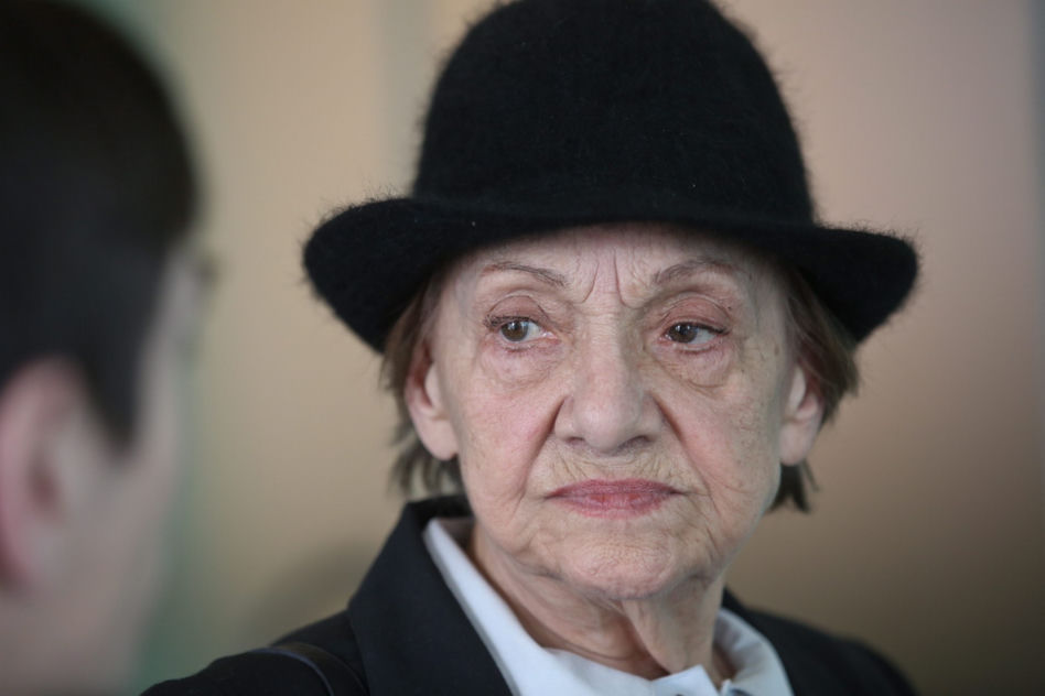 Irena Dziedzic umierała w zapuszczonym zarobaczonym mieszkaniu