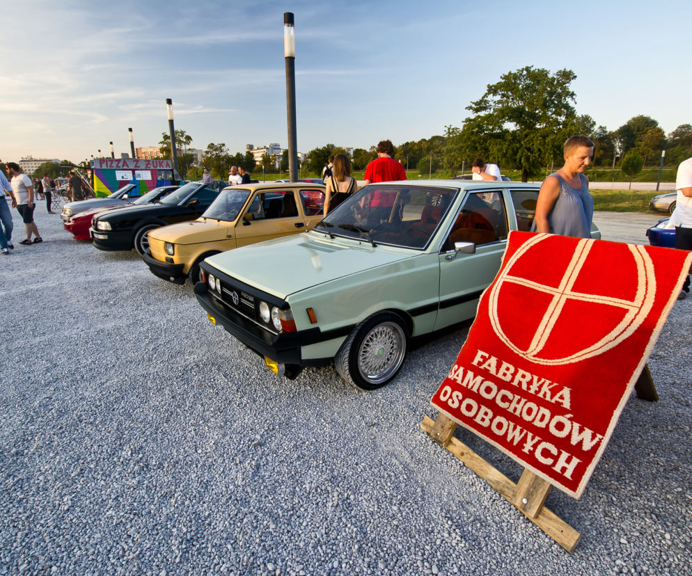Klasyczne auta na spotkaniu Youngtimer Warsaw