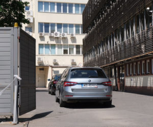 Politycy PiS zjeżdżają do Kaczyńskiego do centrali partii