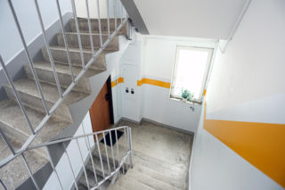 Życie w polskim bloku to często koszmar. Te historie mrożą krew w żyłach