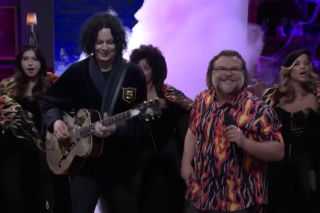 Jack White i Jack Black w nowej wersji Seven Nation Army! Wykonanie jest hitem sieci!