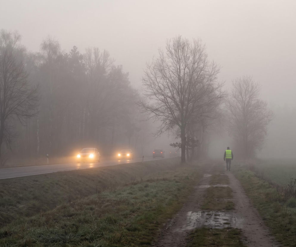 Gęsta mgła na zachodzie k.jpg