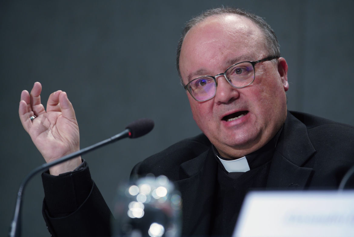 Łowca pedofilów wyrzuci polskich biskupów?