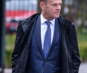 Donald Tusk jedzie do Warszawy