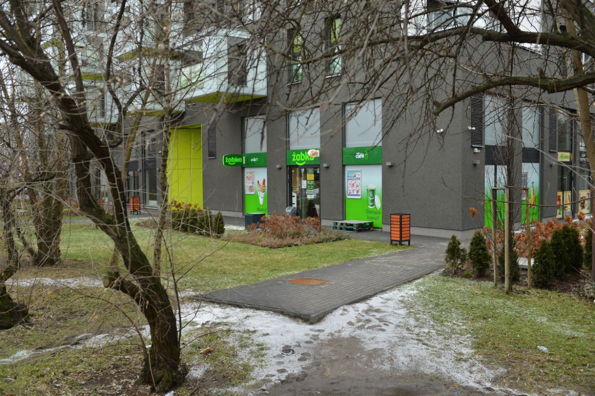 Groził bronią za paczkę papierosów 