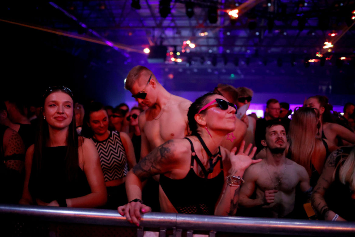 Mayday 2025 w Katowicach. Fani przed sceną bawią się najlepiej