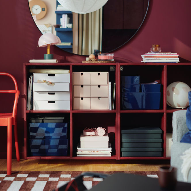 Ciemna czerwień w kolekcji mebli i dodatków IKEA