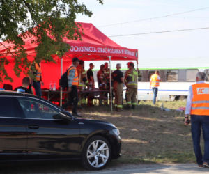 Miejsce katastrofy kolejowej. Pasażerowie opowiedzieli nam, co działo się tuż po zderzeniu z ciężarówką