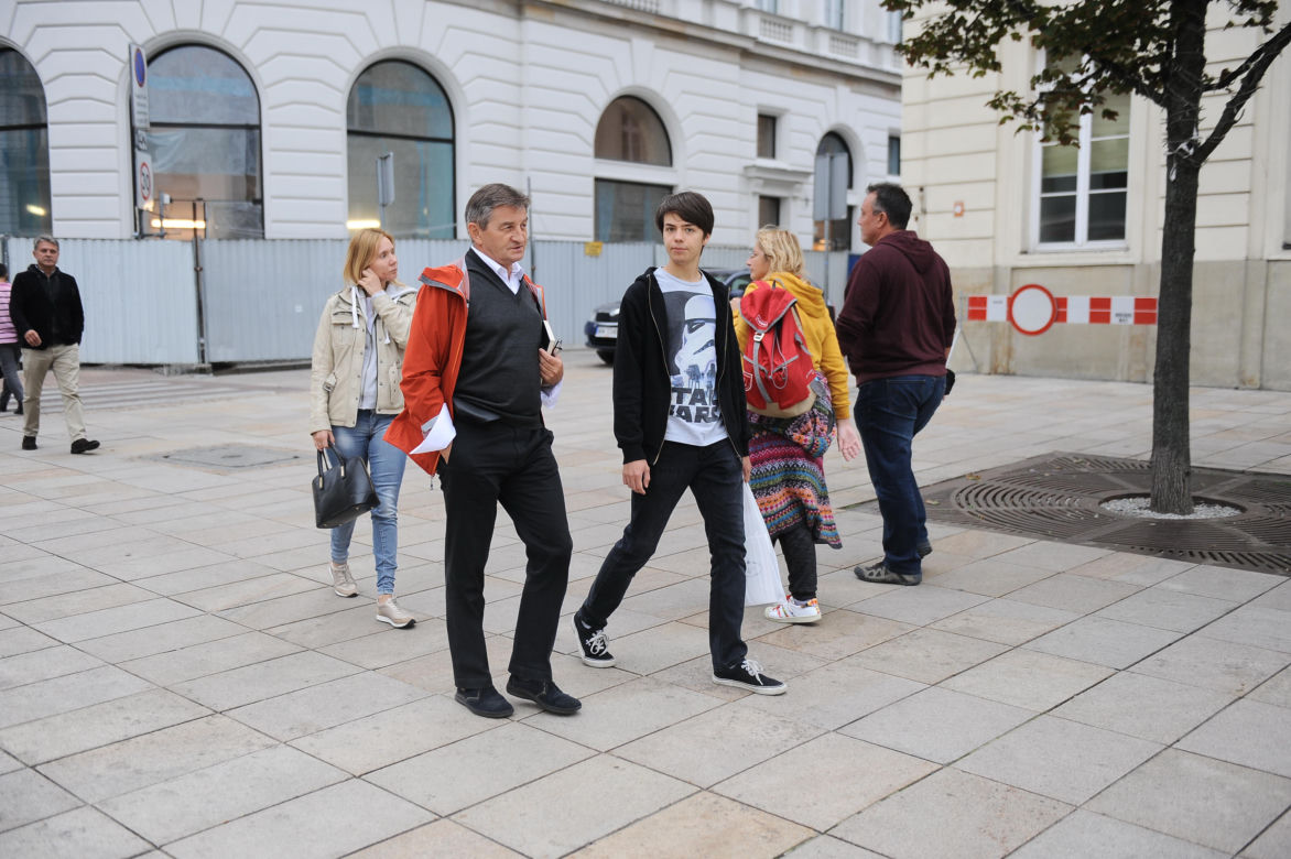Kuchciński Marek z synem w Ogrodzie Saskim