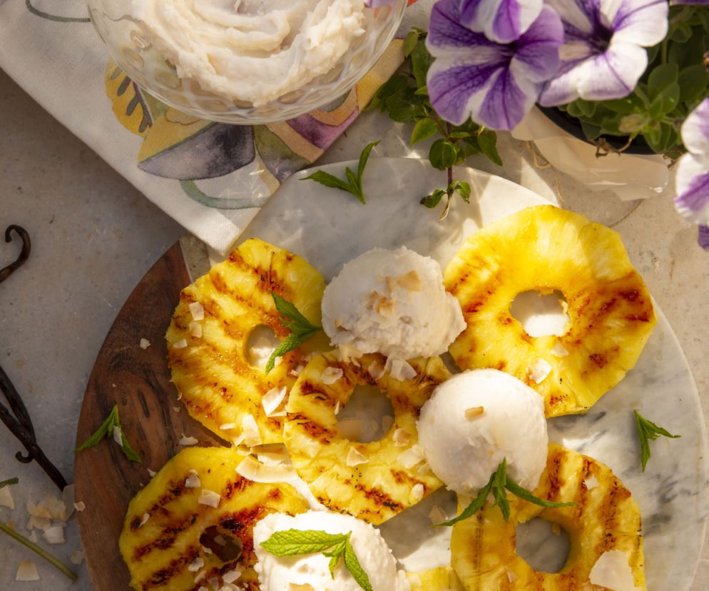 Grillowany ananas z serkiem rumowym
