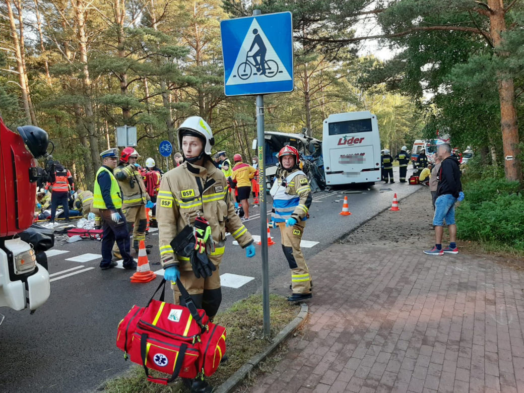 Zderzenie dwóch autkarów w Dźwirzynie pod Kołobrzegiem