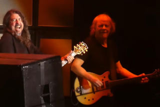 AC/DC z Davem Grohlem na scenie kończą trasę  Power Up World Tour! Co dalej z zespołem? Fani zadają pytania o przyszłość grupy
