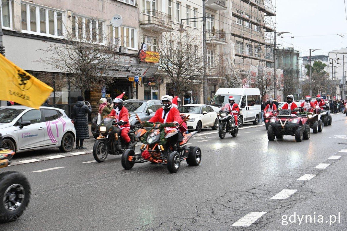 Mikołaje na Motocyklach 2024.  Barwna parada przejechała już po raz 22.