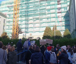Warszawa: Trwa protest w obronie uchodźców