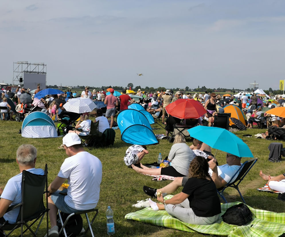 Antidotum Airshow Leszno: Zmiany w sobotnim programie po nocnej burzy. Sprawdź aktualny harmonogram!