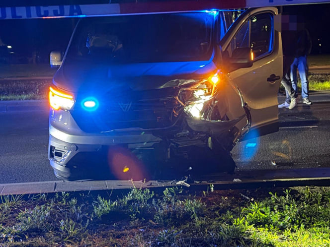 Nocny pościg jak z filmów akcji na ulicach Warszawy. Policjanci nie mogli dogonić mężczyzny