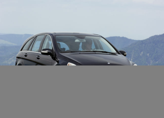 2. miejsce - Mercedes R 300 CDI BlueEFFICIENCY 7G-Tronic (DPF) - 3,43 zł./km