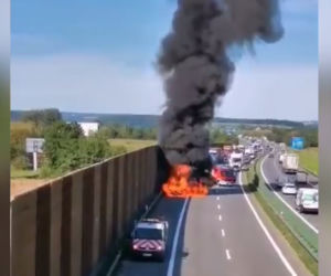 Pożar samochodu na autostradzie A4