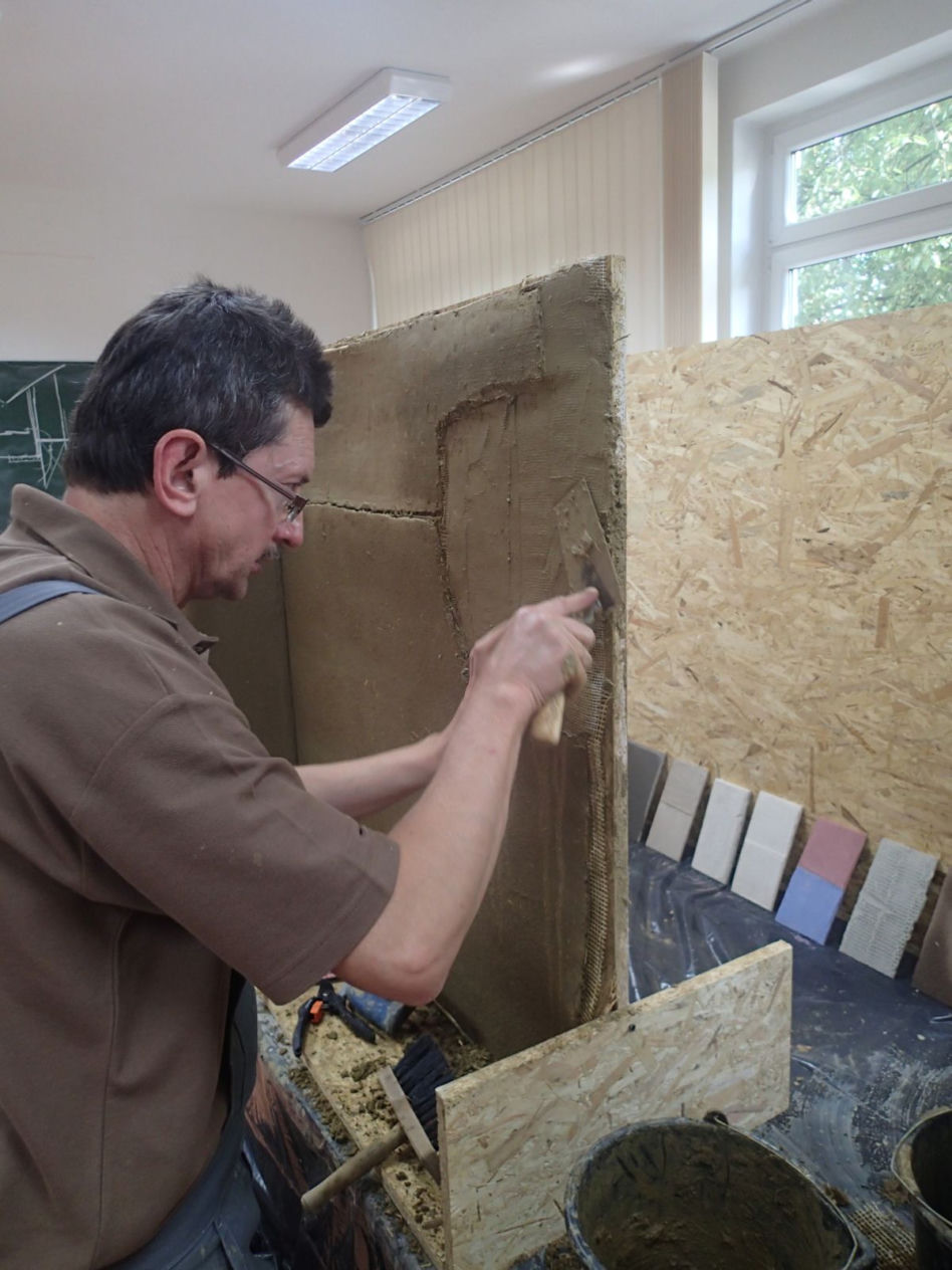 Tynki glinaniane i naturalne we współczesnej architekturze