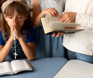 Pustki na lekcjach religii? W Trójmieście im starsi uczniowie, tych mniej ich na zajęciach