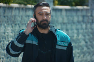 Dziedzictwo, odcinek 852: Nana zraniona nożem przez Truciznę! Yaman straci ukochaną?!