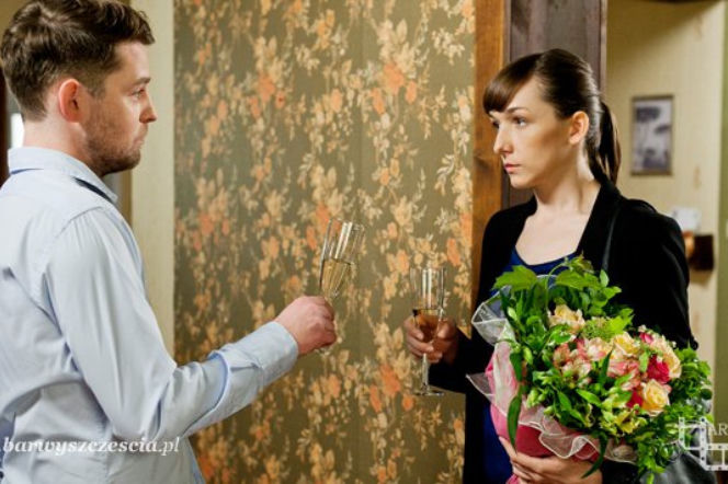 Barwy szczęścia odc. 1010. Norbert (Mateusz Ławrynowicz), Justyna (Lidia Sadowa)