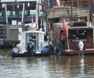 Akcja służb w centrum Warszawy. W Wiśle dryfowało ciało