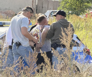 Poszukiwany i z zakazami po pościgu dał nura w trzciny. „W Polsce już nic nie można!”