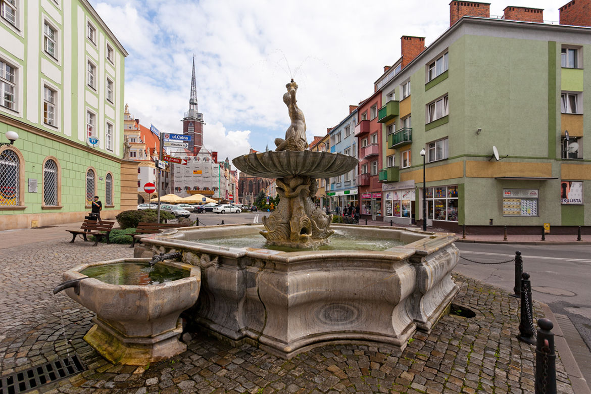 9. Nysa