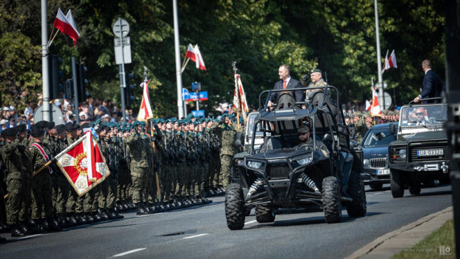 Taką kategorię wojskową ma Karol Nawrocki. Czy był kiedyś na poligonie? Umiem strzelać
