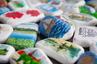 Warmińsko-Mazurskie Kamienie w krakowskiej przestrzeni