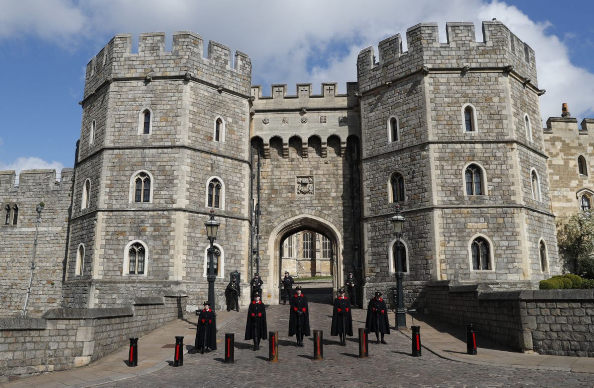Pogrzeb księcia Filipa. Policja patroluje zamek Windsor